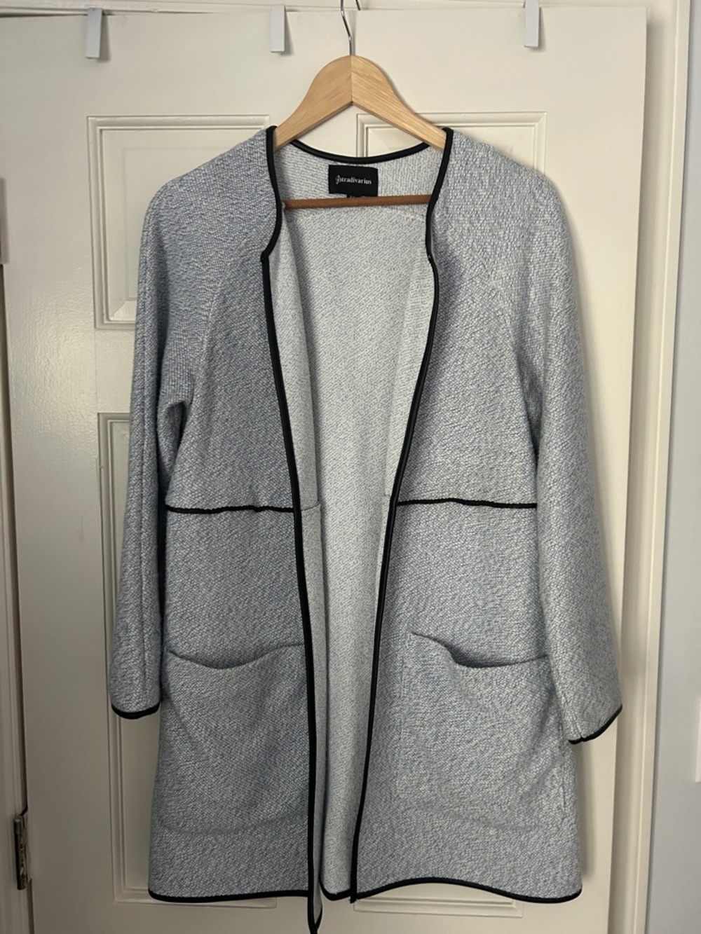 Stradivarius Light Blue Open-Front Knit Coatigan with faux leather Black Trim